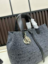 Picture of Dior Handbags _SKUfw239304950fw